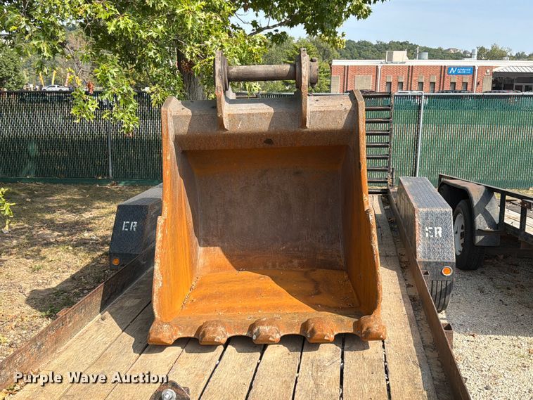 image for item FT6410 Strickland CX 350 excavator bucket