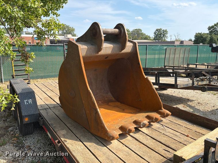 image for item FT6410 Strickland CX 350 excavator bucket