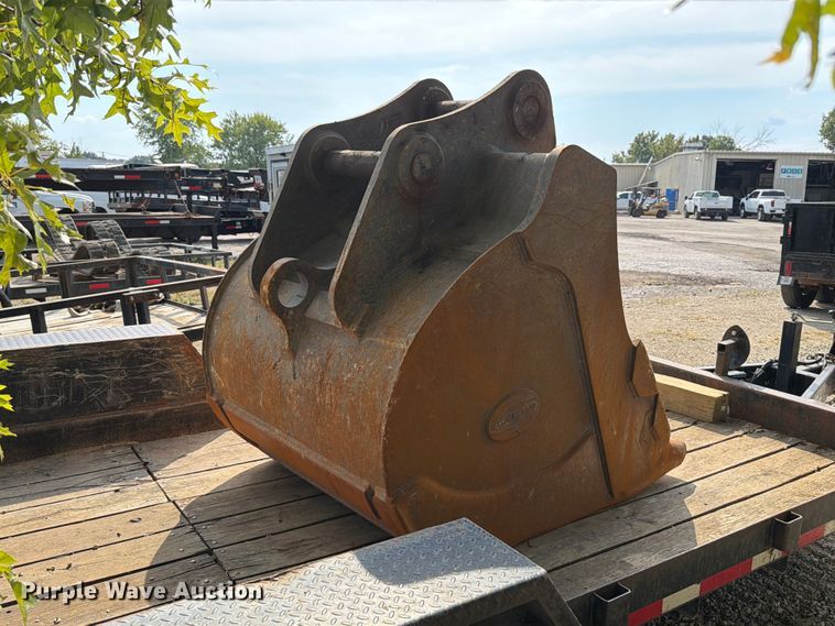 image for item FT6410 Strickland CX 350 excavator bucket