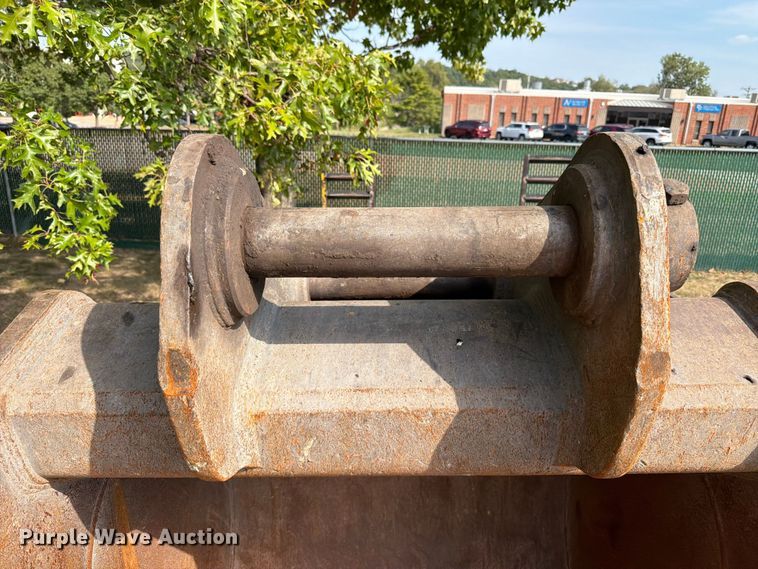 image for item FT6410 Strickland CX 350 excavator bucket