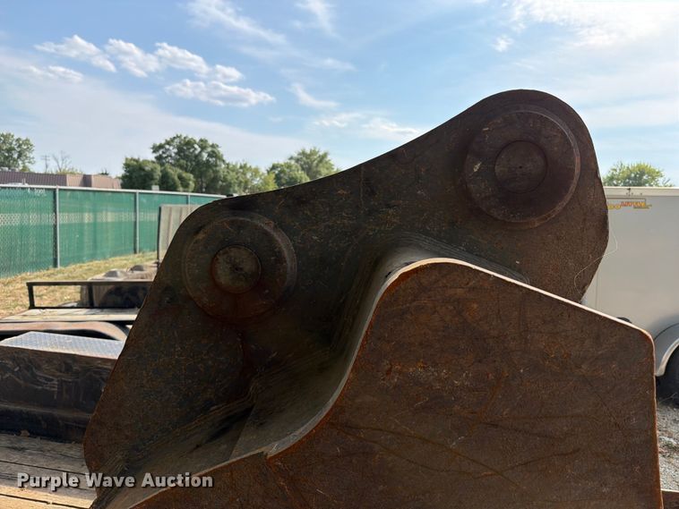 image for item FT6410 Strickland CX 350 excavator bucket