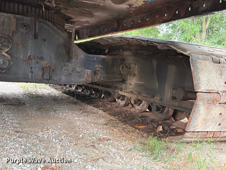 image for item FT6411 1981 Link-Belt LS-318 crane