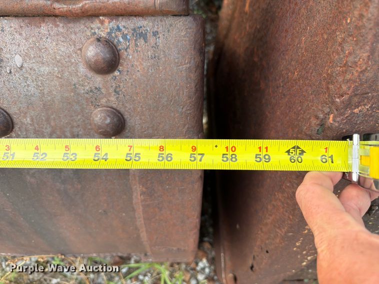 image for item FT6412 (4) clamshell buckets