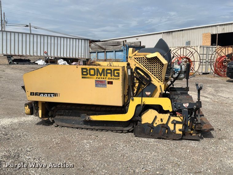 image for item FT6415 Bomag BF4413 paver