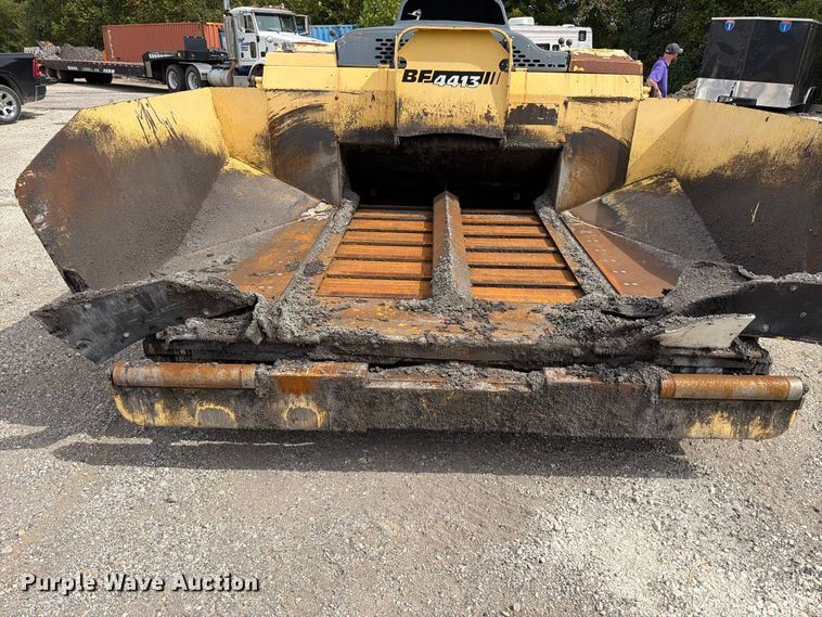 image for item FT6415 Bomag BF4413 paver