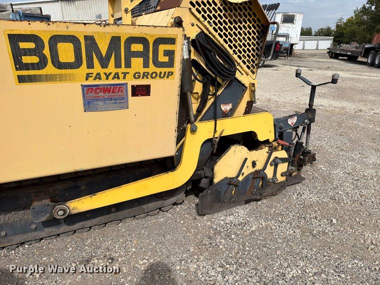 image for item FT6415 Bomag BF4413 paver