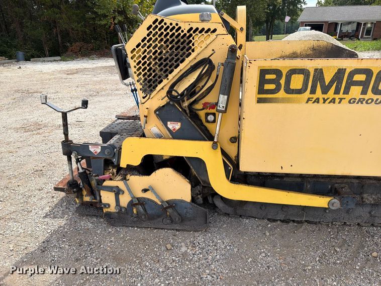 image for item FT6415 Bomag BF4413 paver