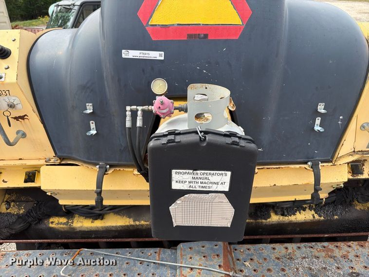 image for item FT6415 Bomag BF4413 paver