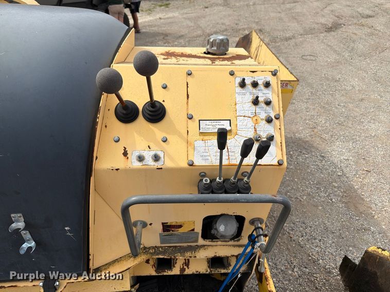 image for item FT6415 Bomag BF4413 paver