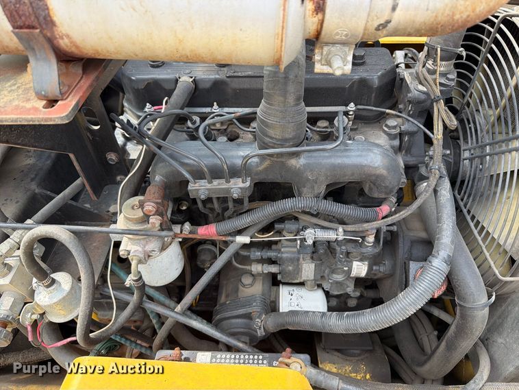 image for item FT6415 Bomag BF4413 paver