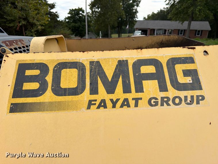 image for item FT6415 Bomag BF4413 paver