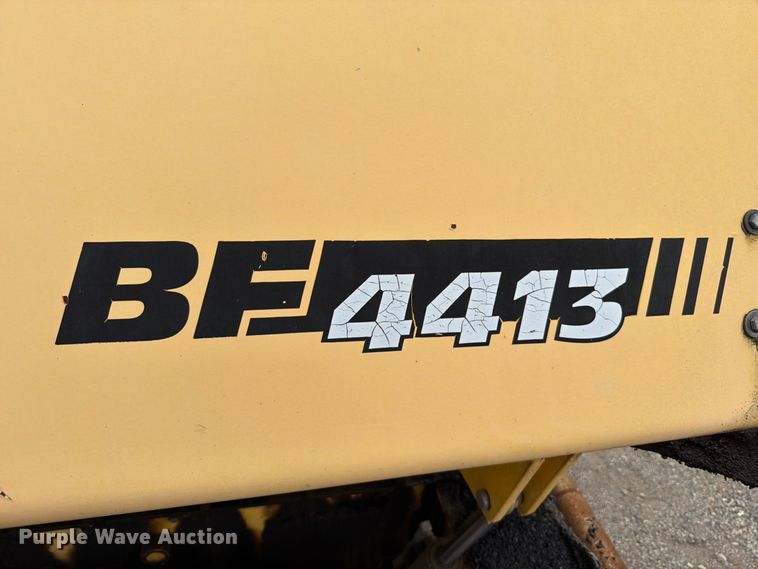 image for item FT6415 Bomag BF4413 paver