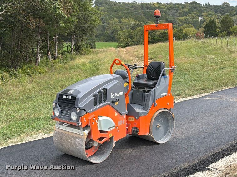 image for item FT6417 2021 Hamm HD8 double drum vibratory roller