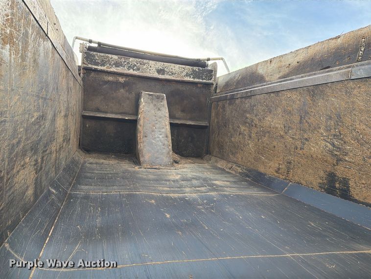 image for item FT6418 Ox Bodies dump bed