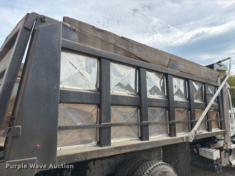 image for item FT6418 Ox Bodies dump bed