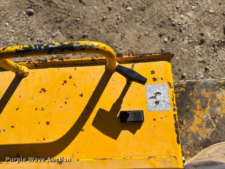 image for item FT6428 Stone WP4100 double drum vibratory roller