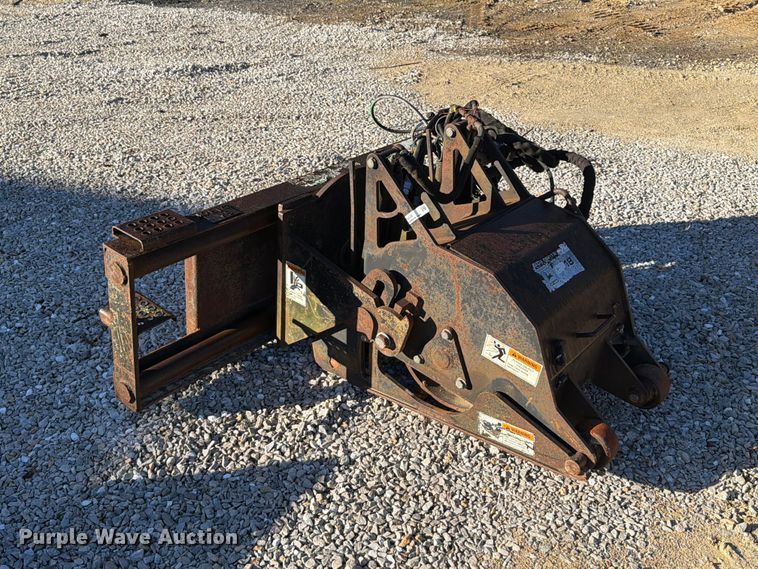 image for item FT6430 John Deere CP18 skid steer cold planer