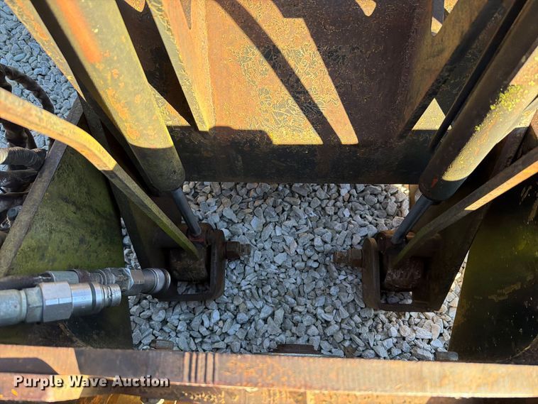 image for item FT6430 John Deere CP18 skid steer cold planer