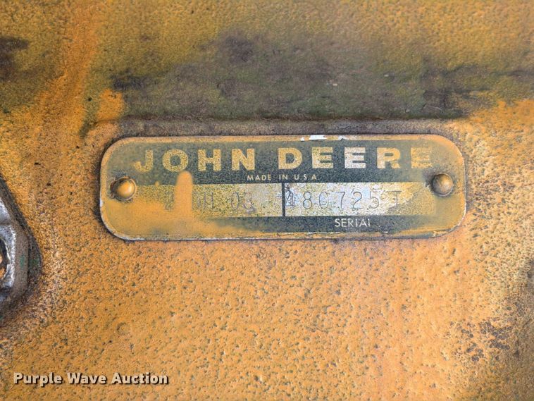 image for item FT6432 1968 John Deere 570 motor grader