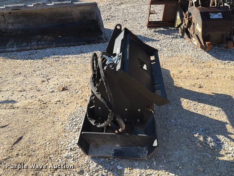 image for item FT6434 Skid steer vibratory plate compactor