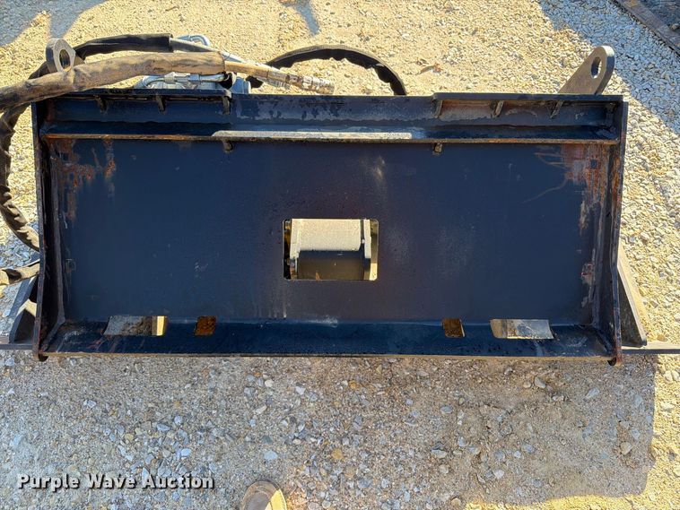 image for item FT6434 Skid steer vibratory plate compactor