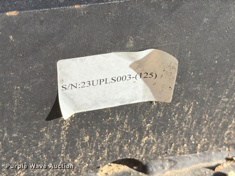 image for item FT6434 Skid steer vibratory plate compactor