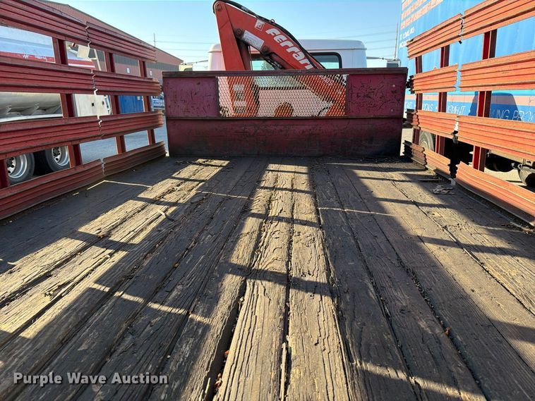 image for item FT6461 1998 International 4700 LPX flatbed truck
