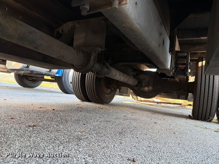 image for item FT6461 1998 International 4700 LPX flatbed truck