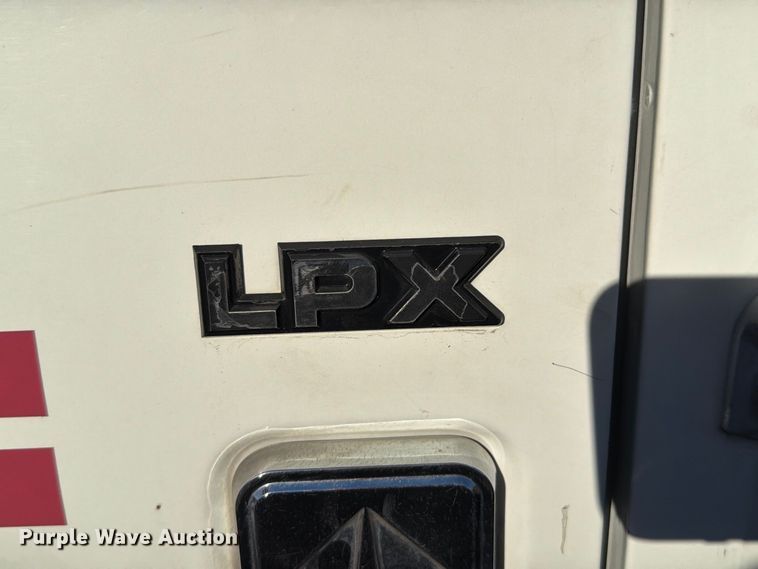 image for item FT6461 1998 International 4700 LPX flatbed truck