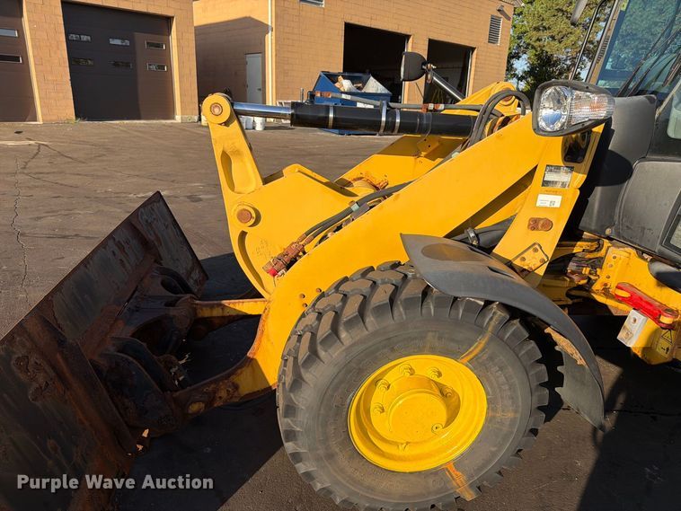 image for item FT6466 2014 Caterpillar 906H2 wheel loader