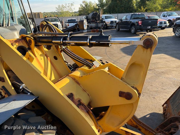 image for item FT6466 2014 Caterpillar 906H2 wheel loader