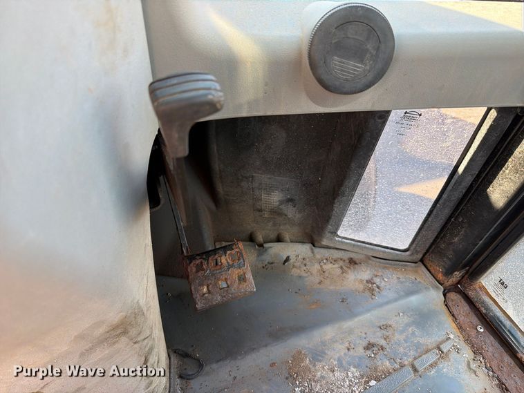 image for item FT6466 2014 Caterpillar 906H2 wheel loader
