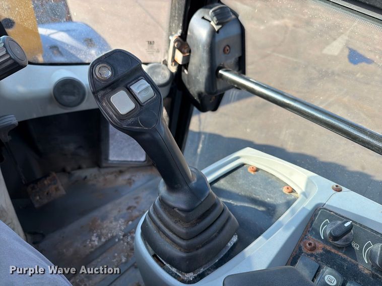 image for item FT6466 2014 Caterpillar 906H2 wheel loader