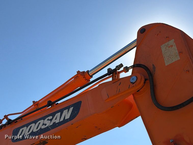 image for item FT6467 2007 Doosan DC190W wheeled excavator