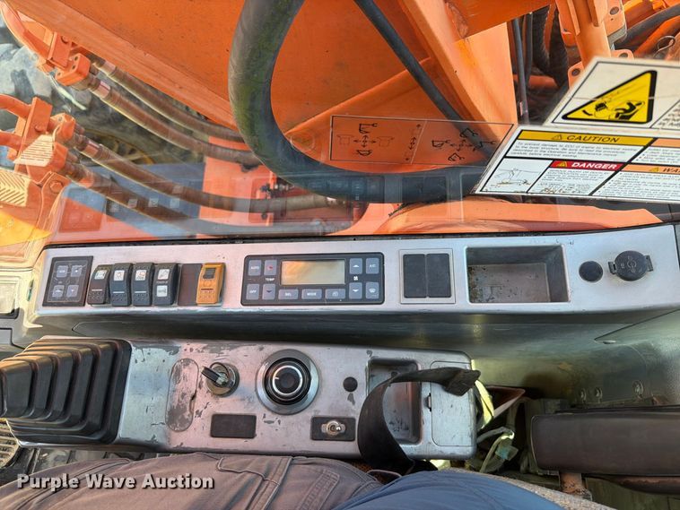 image for item FT6467 2007 Doosan DC190W wheeled excavator