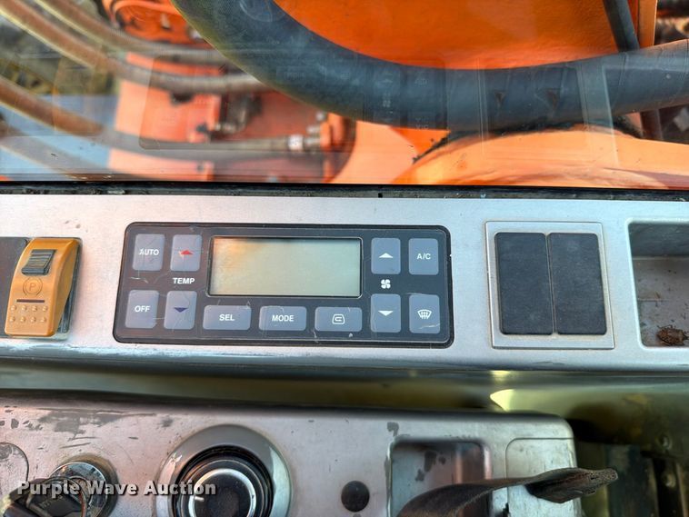image for item FT6467 2007 Doosan DC190W wheeled excavator