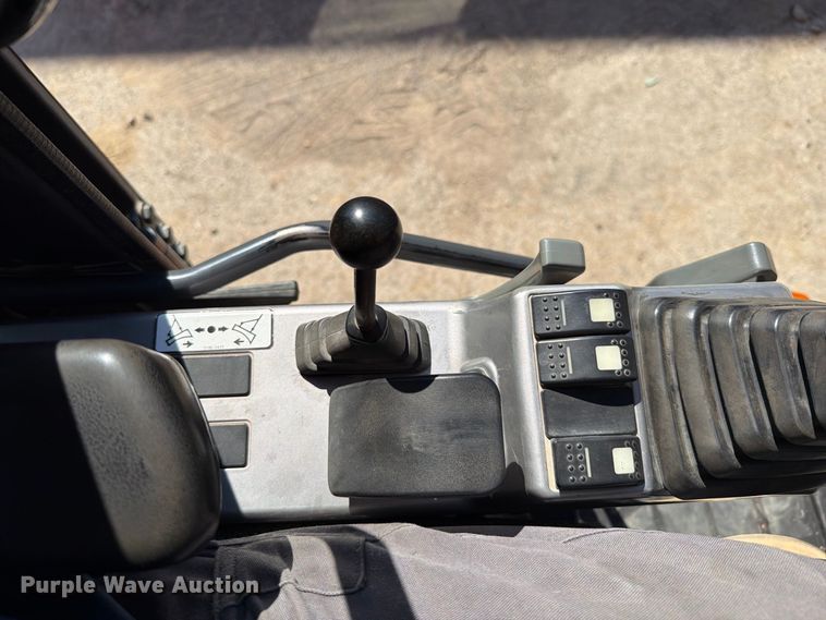 image for item FT6467 2007 Doosan DC190W wheeled excavator