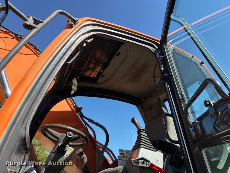 image for item FT6467 2007 Doosan DC190W wheeled excavator