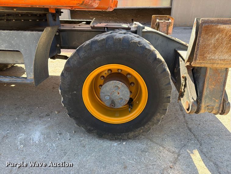 image for item FT6467 2007 Doosan DC190W wheeled excavator