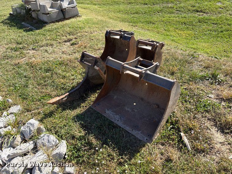 image for item FT6468 2023 Case CX42D mini excavator