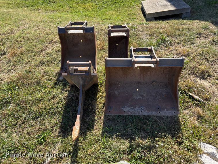 image for item FT6468 2023 Case CX42D mini excavator