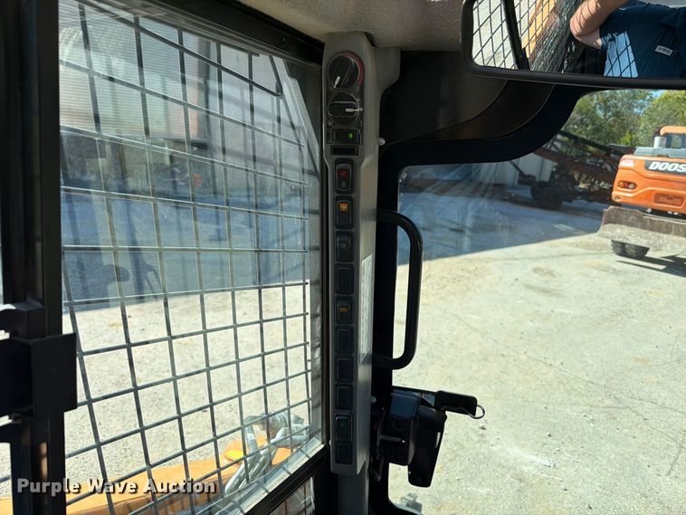 image for item FT6469 2018 Case TV450 tracked skid steer loader