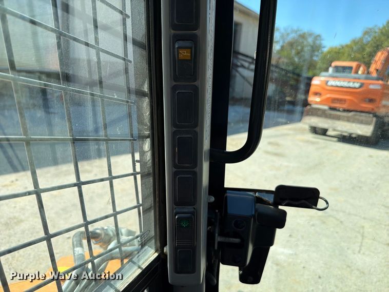 image for item FT6469 2018 Case TV450 tracked skid steer loader