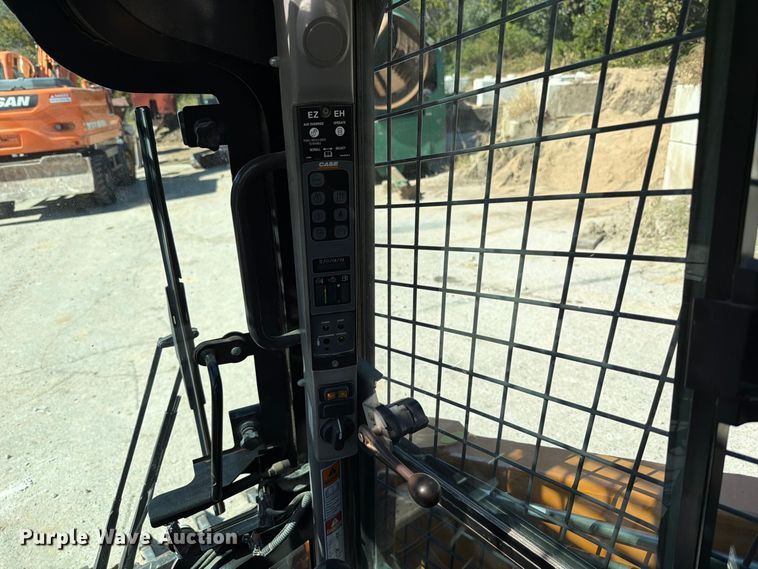 image for item FT6469 2018 Case TV450 tracked skid steer loader