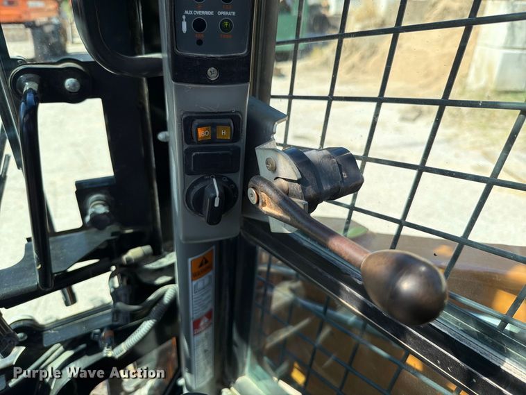 image for item FT6469 2018 Case TV450 tracked skid steer loader