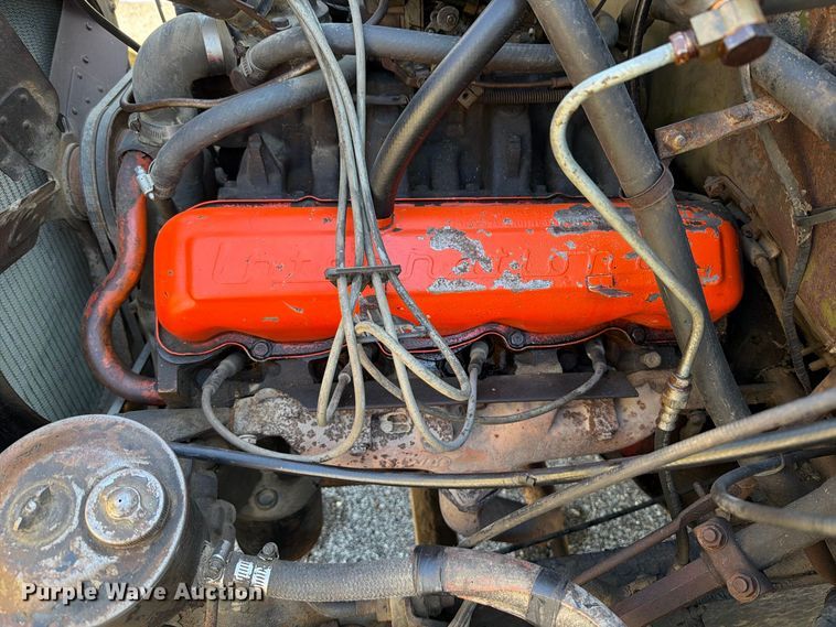 image for item FT6471 1973 International Loadstar 1600 dump flatbed truck