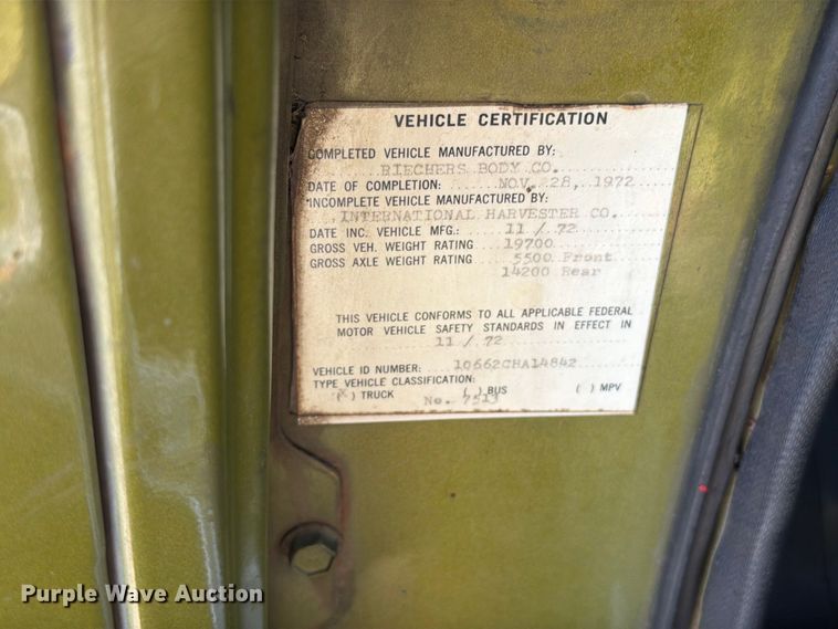 image for item FT6471 1973 International Loadstar 1600 dump flatbed truck