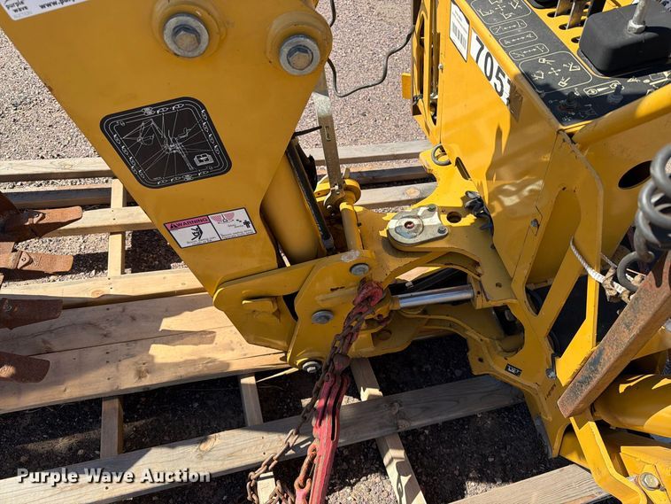 image for item FT6850 Vermeer B550 backhoe