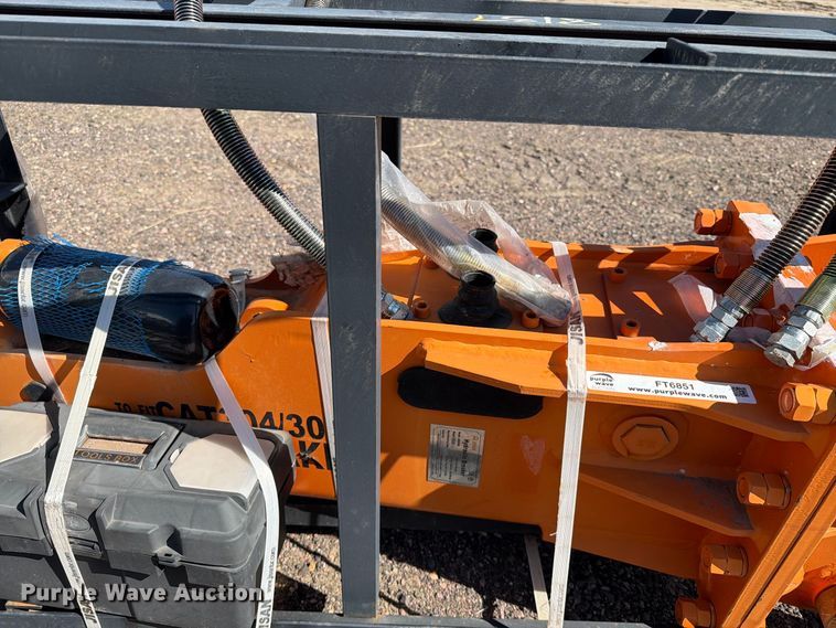 image for item FT6851 2024 Jisan JDB500B breaker