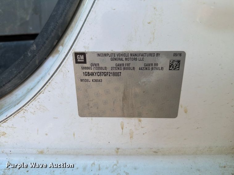 image for item FT6852 2016 Chevrolet Silverado 3500HD Crew Cab pickup truck